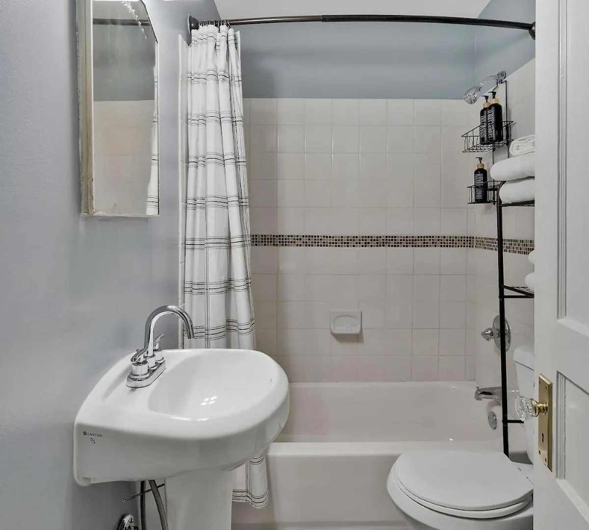 Spacious 3 Bedroom Home 3 Miles To Dt Nashville 0*,  Stati Uniti